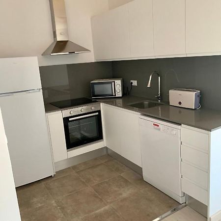 Flat In Girona City Centre - 5 Mins From Old Town And Train Station Εξωτερικό φωτογραφία