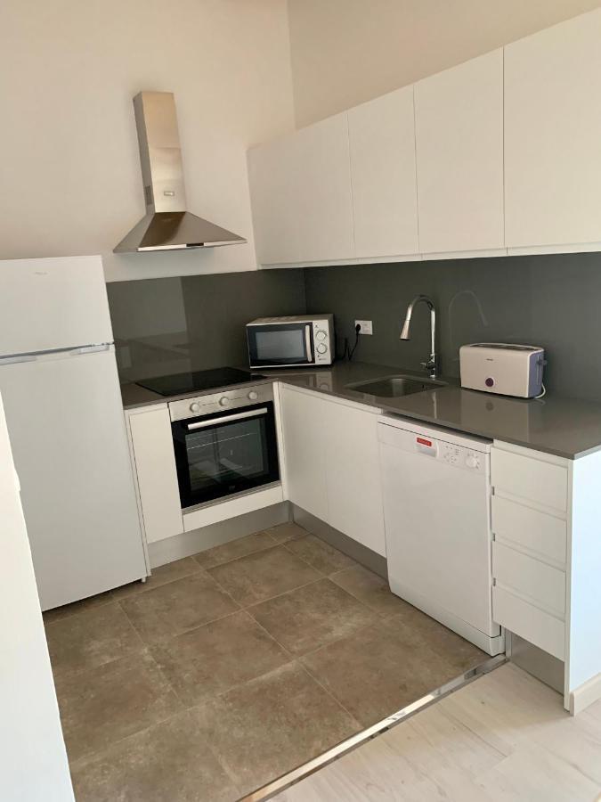 Flat In Girona City Centre - 5 Mins From Old Town And Train Station Εξωτερικό φωτογραφία